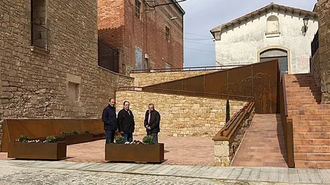 La nova plaça Abadia portada