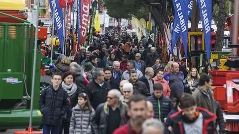 Vistes de l'afluència de public Fira de Sant Josep 2016