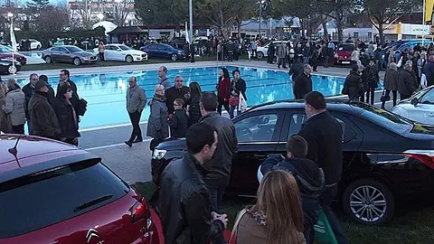 OLYMPUS DIGITAL CAMERA