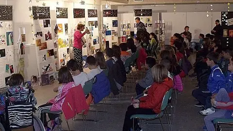 L'escola visita la Biblioteca a les Borges Blanques portada