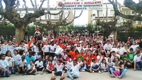 Participants en la cloenda del saltem i Ballem 2016