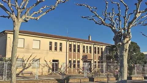 Escola Arnau Berenguer del Palau d'Anglesola a l'avinguda Sant Roc