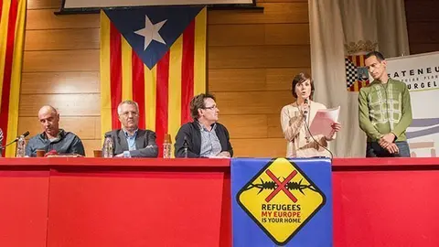 lectura del manifest del col·lectiu Refugees, my Europe is your Home