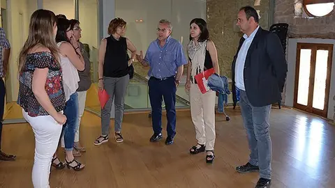 Reunio de les administracions en l'Oficina Jove de les Garrigues