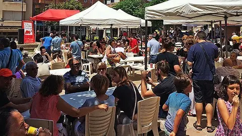 Lo Vermutet va omplir la plaça de l'Ajuntament de Mollerussa