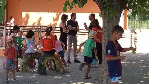 L'alcalde Marc Solsona visita els Tallers d'Estiu