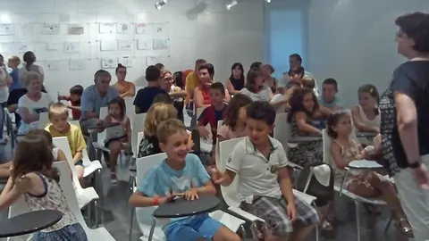 Entrega de premis de la fase local del 1r Concurs de dibuix intergeneracional de les Borges