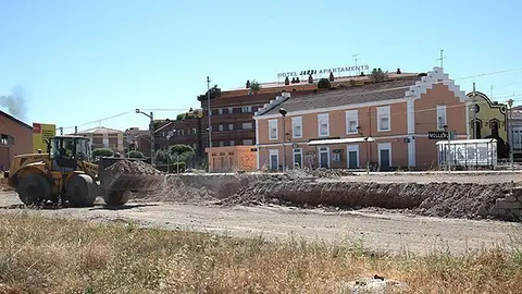 Mobiment de terres pas soterrat de l'estacio de trens de Mollerussa