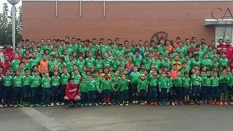 Fotografia dels membres dels equips de la nova temporada de CEPU 1
