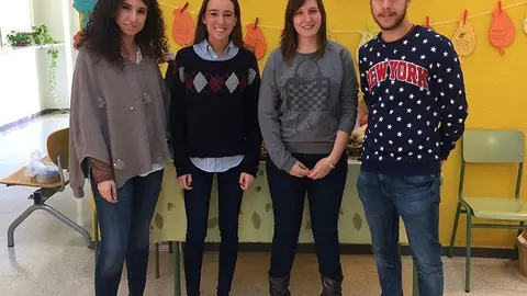 Alumnes en pràctiques en l'escola Pompeu Fabra de Mollerussa