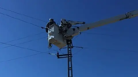 Endesa millora el servei a les Garrigues, el Pla d&#39;Urgell i el Segrià portda