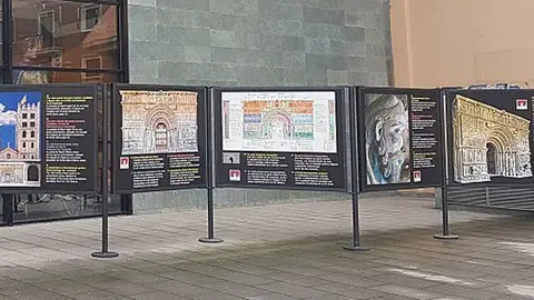 exposicio ripoll teatre l'amistat portada