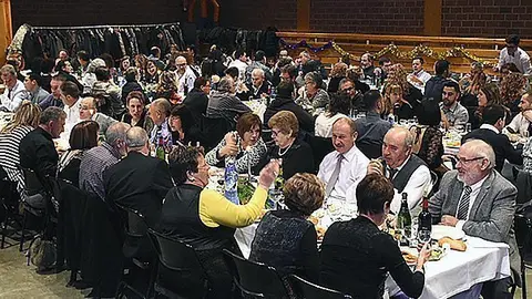 Sopar de Cap d'Any al Local del Ball de Sidamon