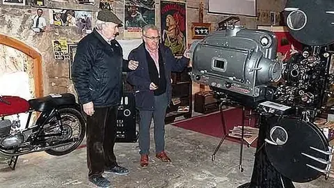 Visita d&#39;Enric Mir al Museu de Cal Pauet