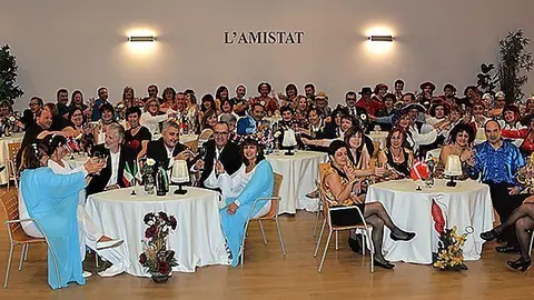 Els membres de la Colla del 50 i més de Mollerussa