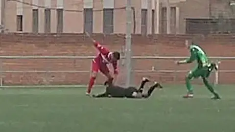 Agressió a un arbitre Portada