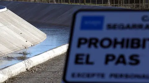 Imatge del canal Segarra Garrigues congelat