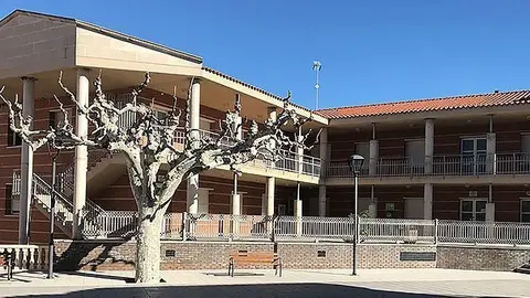 La Granja d'Escarp instal·la Internet a tot el local social portada