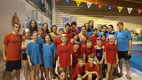 Africa Zamorano amb els participants en el Clinic