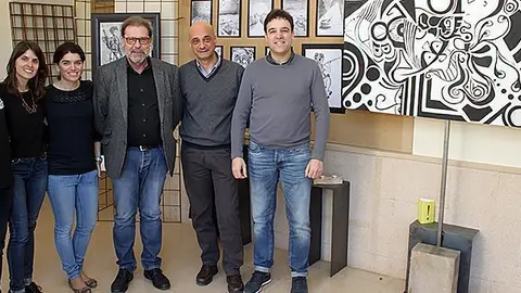 Els regidors d’Ensenyament i Cultura han participat a l’acte inaugural acompanyant el director de l’escola, Ramon Bordes, i els impulsors del 2n ONmercART