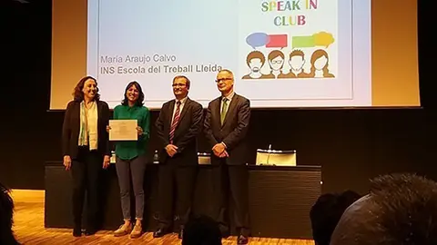 Lliurament del Premi a l'estudiant de l'INS Escola del Treball Maria Araujo