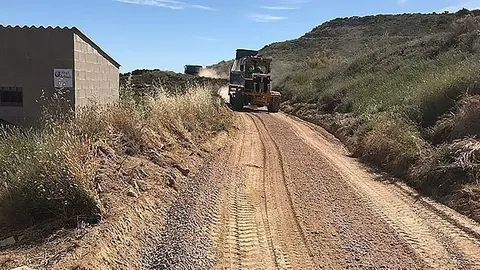 Tasques de manteniment als camins rurals de La Granja d'Escarp 1 portada