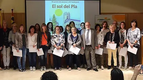 El president Josep M. Huguet amb els representants dels centres educatius