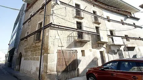 Alpicat treu a licitació la reforma de les piscines i la rehabilitació de Cal Negre portada