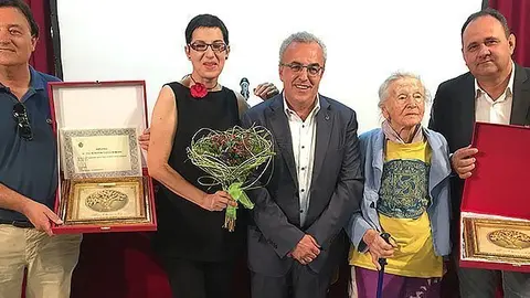 Nova convocatòria per l’atorgament del premi Olivera d’Or al borgenc de l’any portada