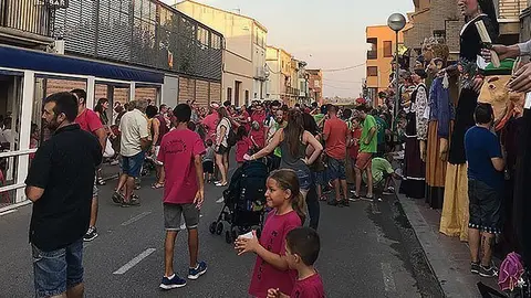TROBADA GEGANTERA MIRALCAMP 1 portda