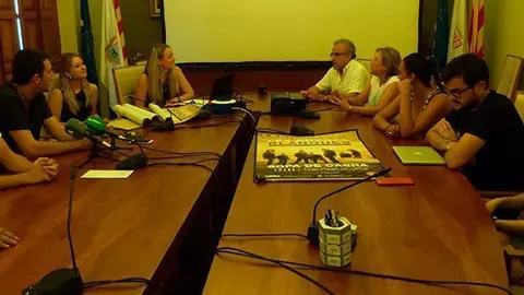 Els encarregats del certamen han explicat les activitats que es duran a terme al llarg de la Festa Major. (1) portada