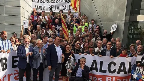 Suport a la declaració de Mir i Villas a la fiscalia pel referèndum33 portada