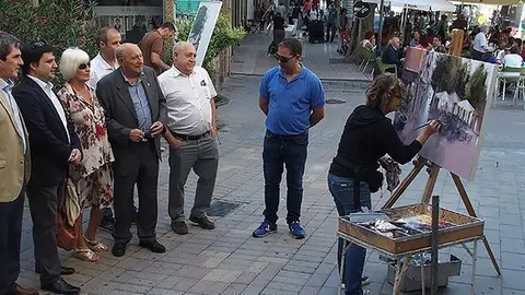 El jurat visita als participants del Concurs de Pintura ràpida ciutat de Mollerussa