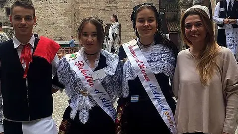 Els alpicatins Paula Escuer i Arnau Ribot, escollits Pubilla i Hereu de les Comarques de Lleida  2 portada