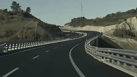 Imatge d'un tram de l'Eix Transversal