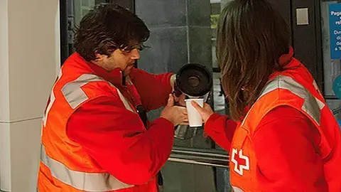 Creu Roja, es prepara per atendre a persones sense sostre davant l'eminent onada de fred