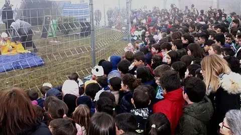 Els estudiants d'Alpicat participen en la recreació d'un camp de refugiats