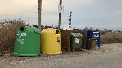 Nova distribució de contenidors a Bell-lloc 1