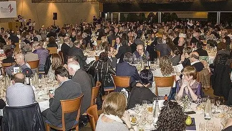 Més de 400 persones van assistir a la vetllada literària del Maria Mercè Marçal 1
