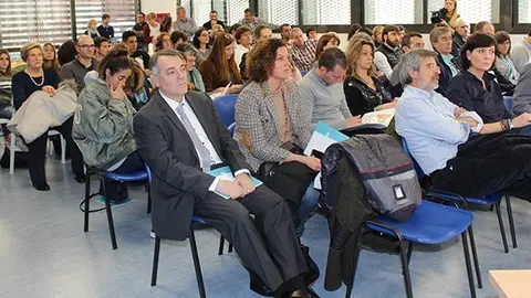 Participants en la presentació de la Fundació Diferència2 al CEI de Balaguer