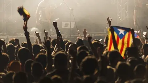 El concert de l'Estelada al Pavelló Municipal de Vilanova de Bellpuig