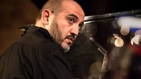 Foto del pianista Xavier Monge · Foto Antonio Porcar (portada)