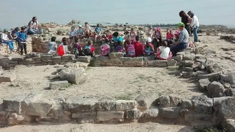 Visita arqueológica al poblat ibèric