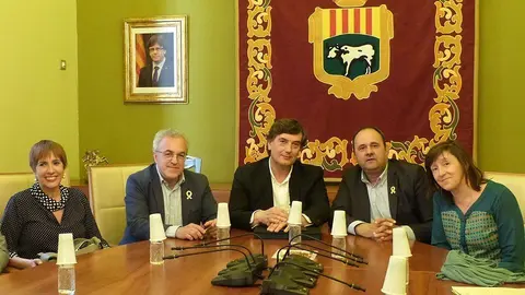 Les autoritat en l'acte de presentació de la subseu de l'EOI a les Borges