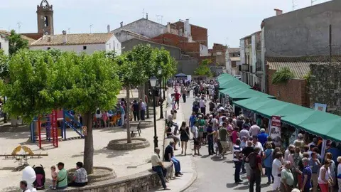 FiraBell ocupa els carres de Bellcaire en la primera edició