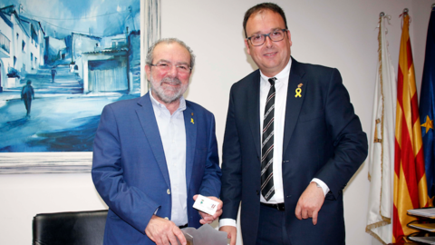 Joan Reñé i Joan Gilart en l'acte d'inauguració de les noves piscines d'Alpicat.JPG