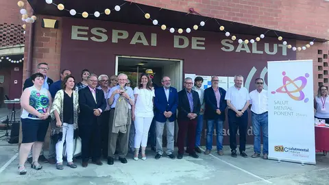 Els responsables de l'entitat i autoritats que van participar a l'acte de celebració dels 25 anys de l'entitat