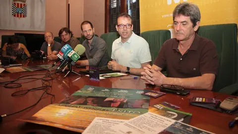 Robert Garcia presenta el curtmetratge a l'Ajuntament de Mollerussa