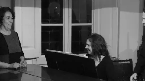 Mireia Prats i el baríton Javier Lázaro amb Marta Messalles