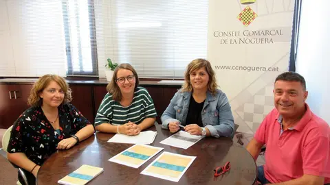Responsables d'ASPID i el Consell Comarcal de la Noguera